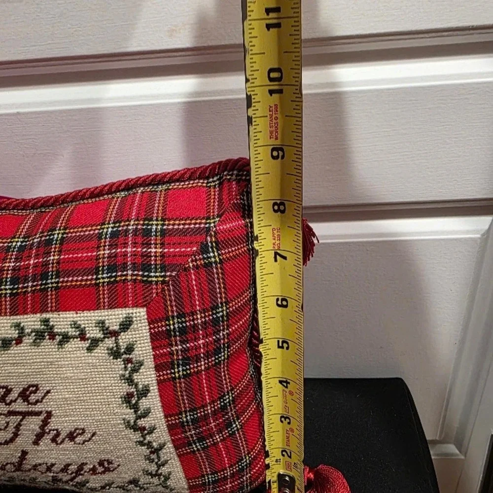 N/A decorative lumbar